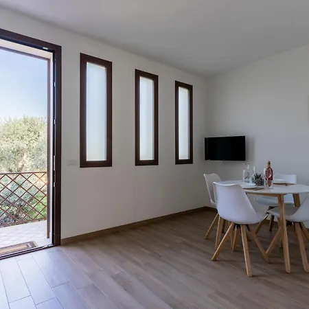 Lumen House דירה