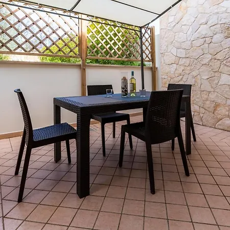 Lumen House דירה *