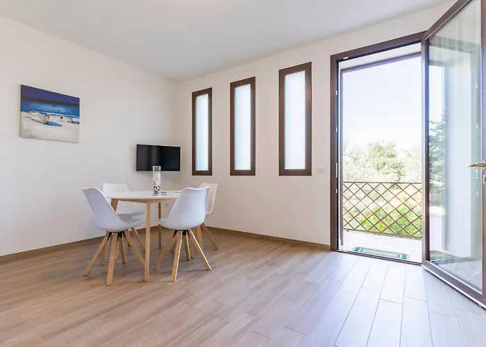 Apartment Lumen House