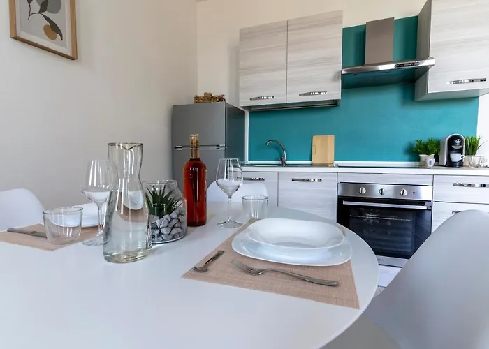 Lumen House Apartment *