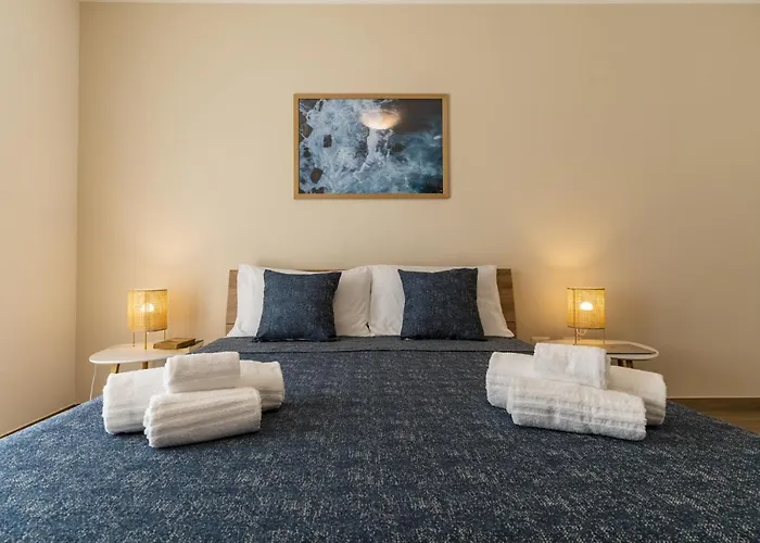 Apartment Lumen House